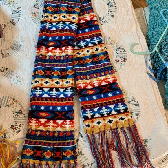 NEW FAIR ISLE SWEATER PATTERN WARM FRINGED SCARF - Picture 1 of 6